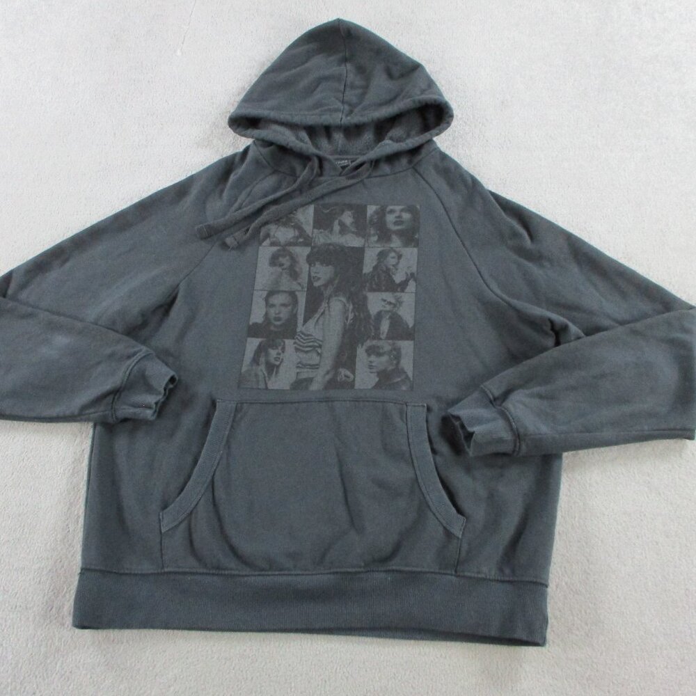 Taylor Swift Eras Tour Hoodie Womens Small Black Sweatshirt Pullover Fleece